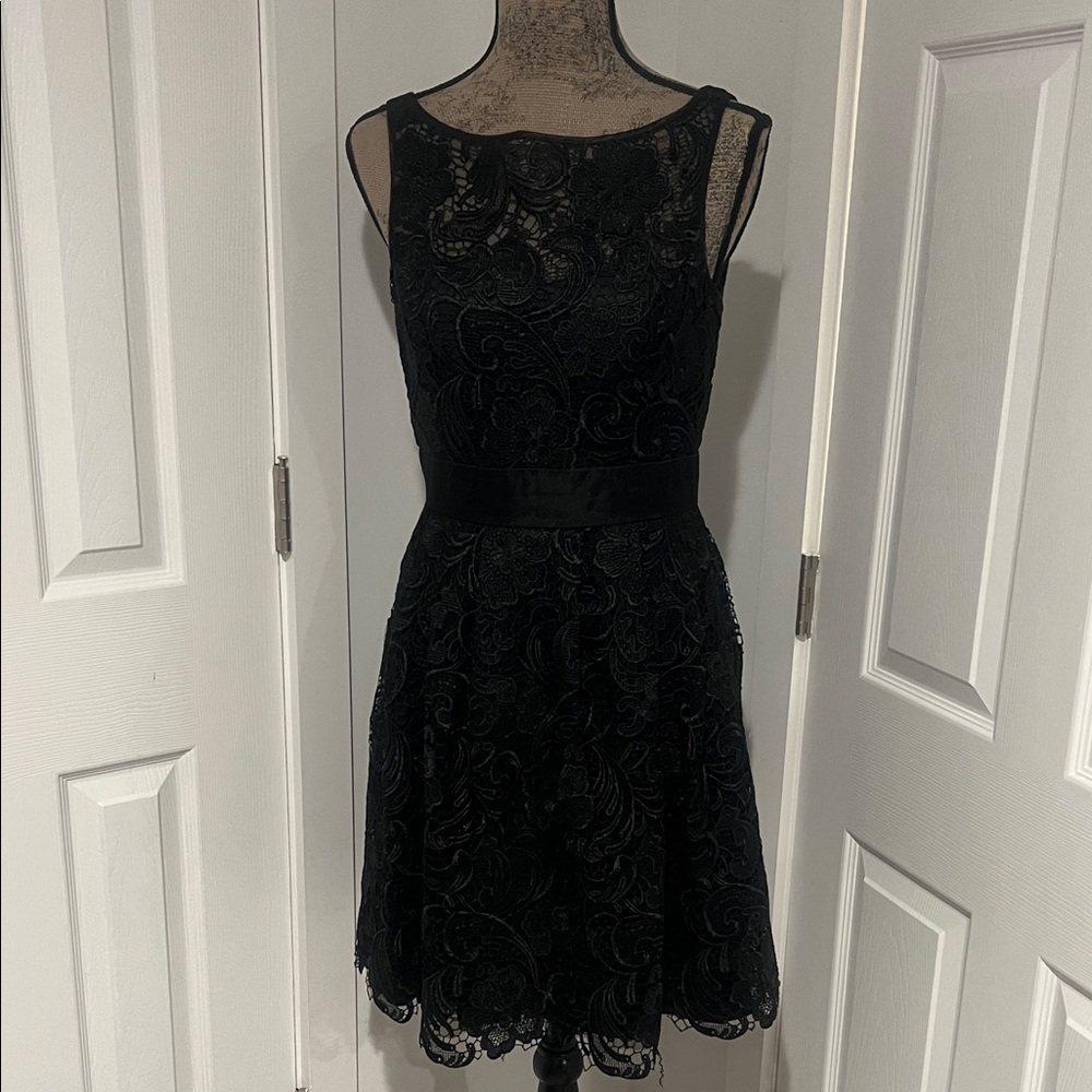 Black Item - image 2